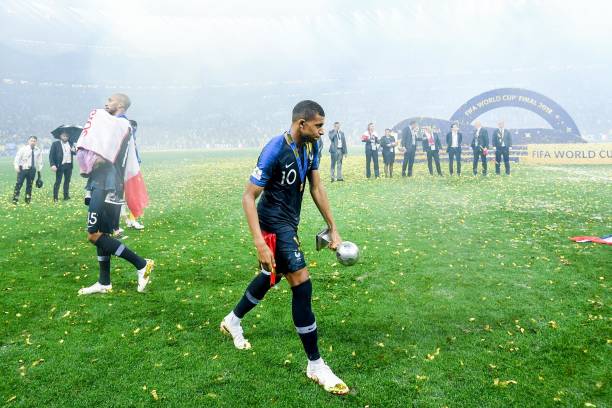 桑切斯在本 桑切斯在本